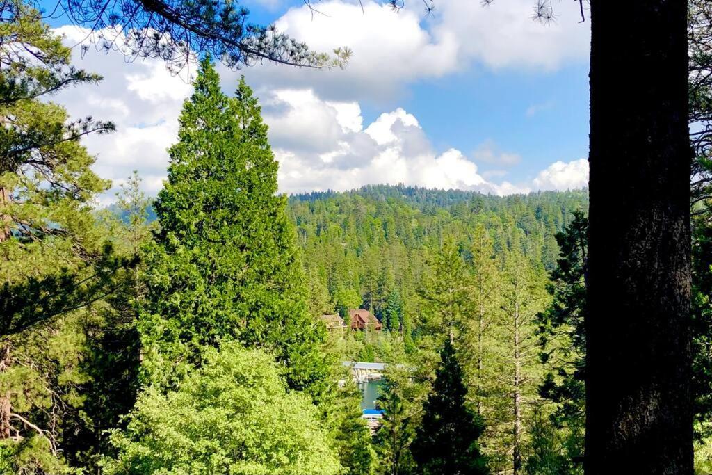 Glimmer Chalet Treetop A-Frame Cabin Lake View Lake Arrowhead Exterior photo