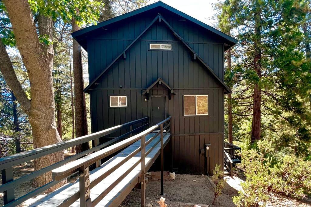 Glimmer Chalet Treetop A-Frame Cabin Lake View Lake Arrowhead Exterior photo
